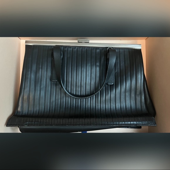 Lia Numa Purse Italian Leather Black Satchel Handles Clasp Handbag Striped - Picture 4 of 7